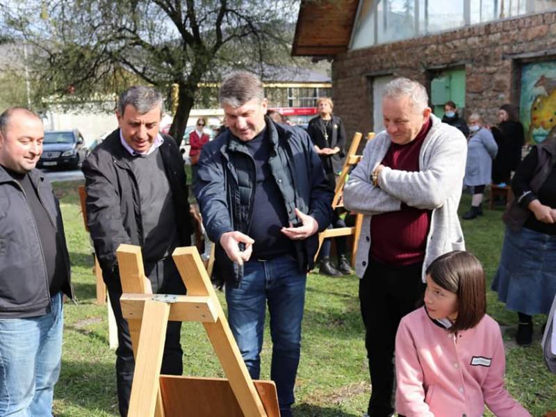 ცაგერის მუნიციპალიტეტის მერიის განათლების, კულტურის,  სპორტის სამსახურის და სამხატვრო...